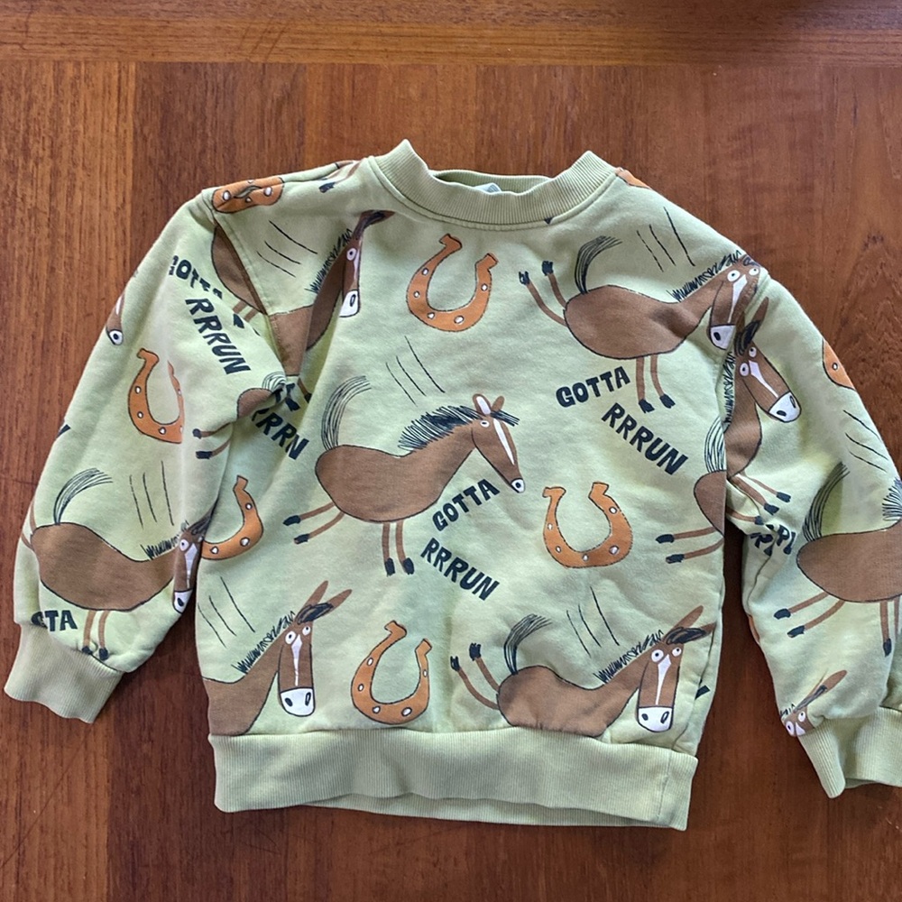 H&M kids green horse cotton sweatshirt size 6x/7l